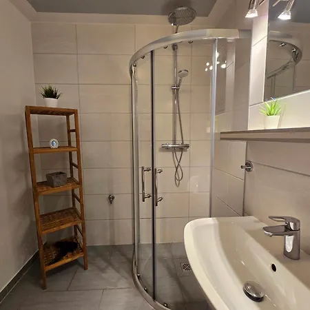 Strandgold Apartment *